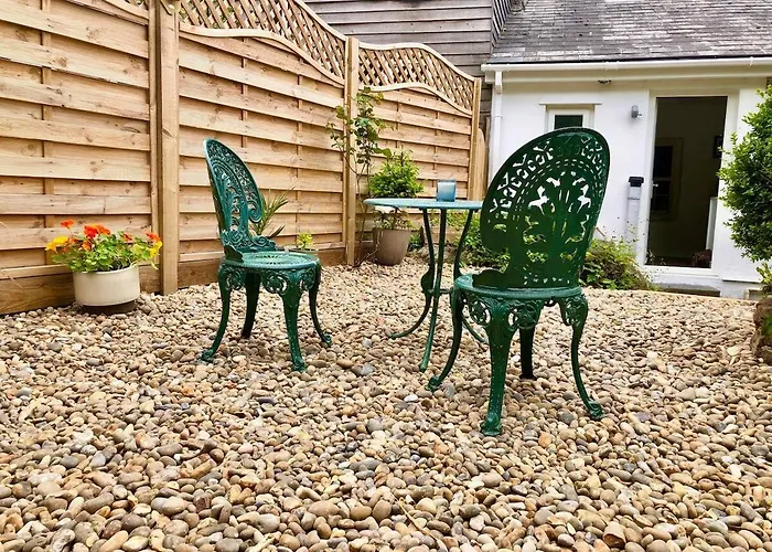 Knocker Cottage Is A 3 Bedroom Made Up Of 1 Double Bedroom And 2 Small Double Bedrooms In Small Village 10 Min To Beaches