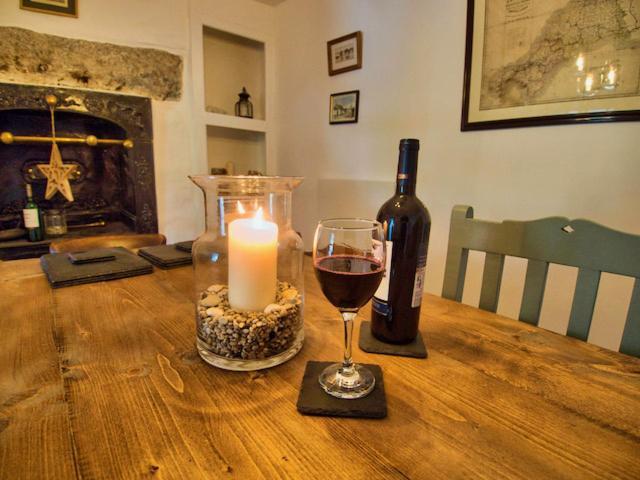 Knocker Cottage: Cozy 3-bedroom Retreat Near Beaches * Camborne