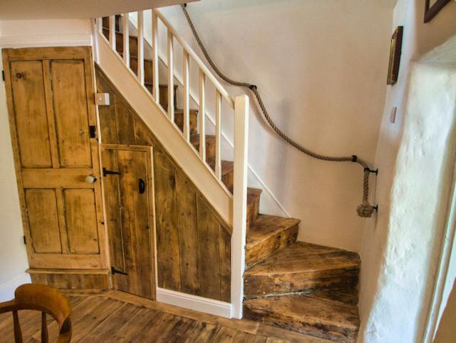 Knocker Cottage: Cozy 3-bedroom Retreat Near Beaches Camborne