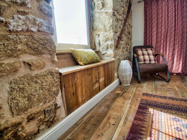 Knocker Cottage: Cozy 3-bedroom Retreat Near Beaches * Camborne