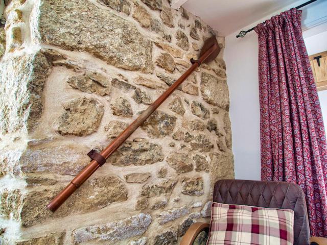 Holiday home Knocker Cottage: Cozy 3-bedroom Retreat Near Beaches *